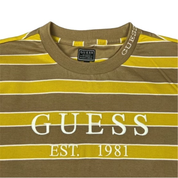 T-Shirt Guess - Picture 2 of 4